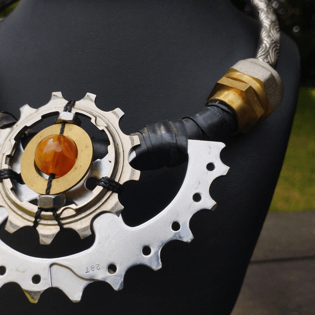 Collier torque * MeKænA *